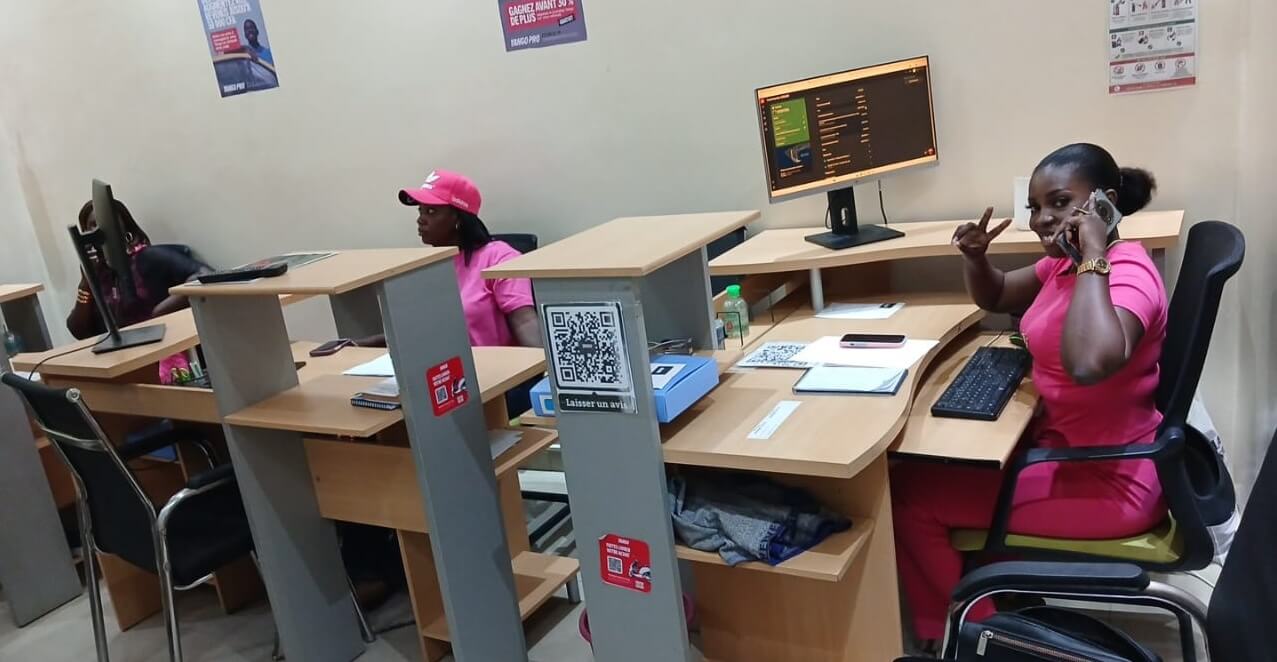 Équipe Pascal Yango au bureau de Dakar
